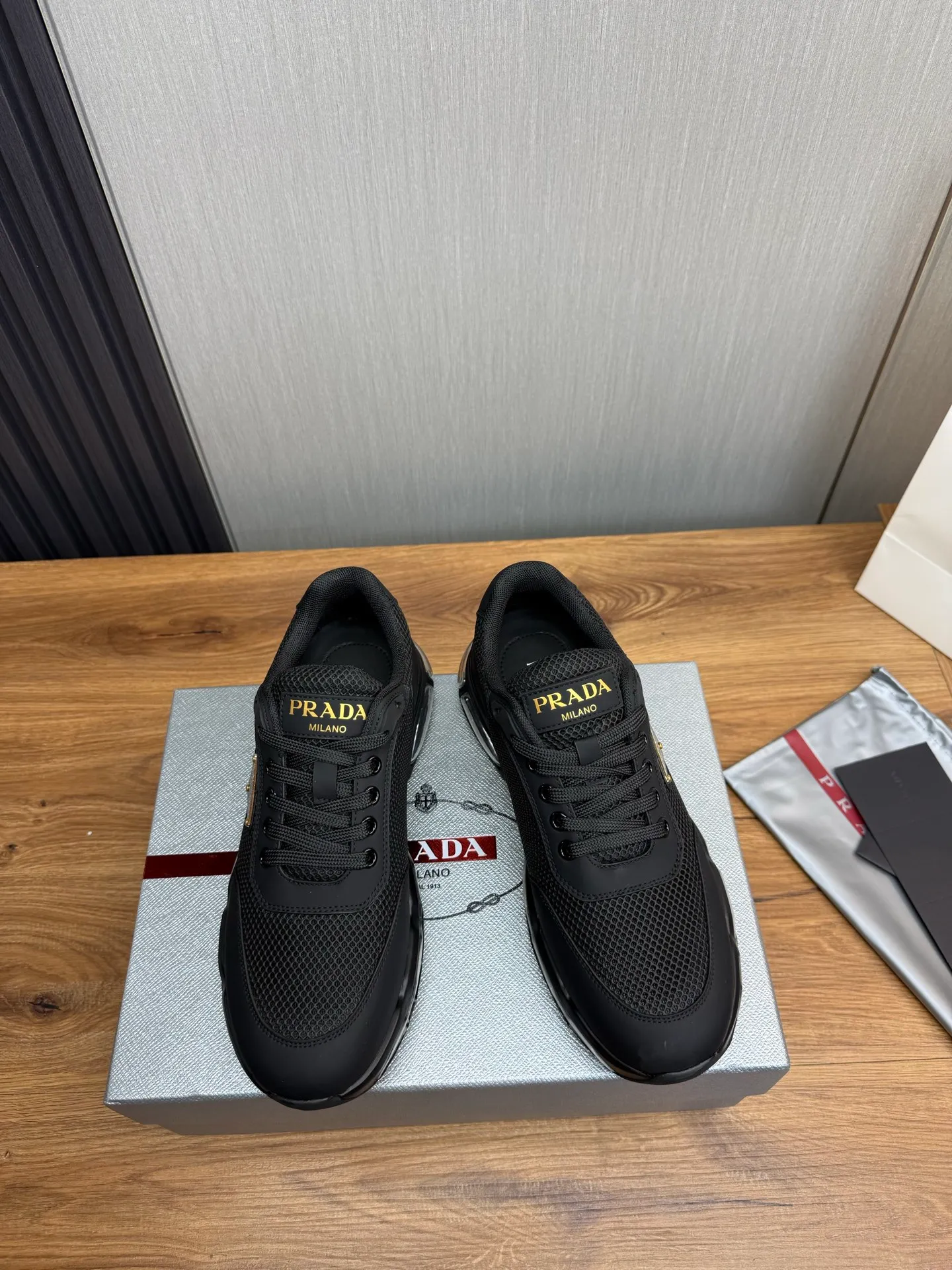 Men's shoes 💰640💰 [PRADA] Men's shoes are popular in the counter, high-quality shipments ✔️Official website synchronization, original cowhide with mesh surface + cowhide lining, 1⃣️:1⃣️reproduction, original air cushion original bottom, 38-45 (customized at 45)